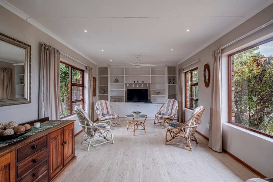 3 Bedroom Property for Sale in Summerstrand Eastern Cape
